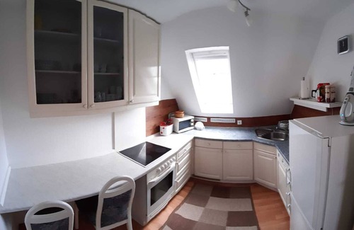 Haren Apartment | Family-friendly apartment between golf course and holiday center lock Dankern