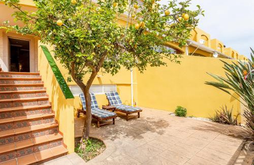 Playa de Almarda House | Family-Friendly Beach House ideal for Holidays & Workers at Beach Sagunto Valencia
