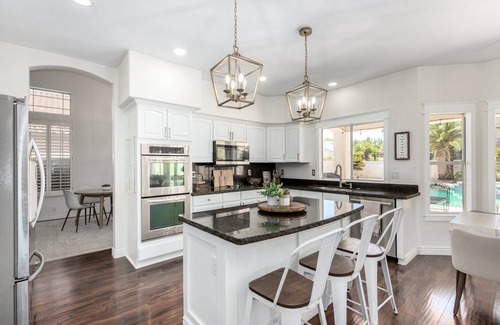 Finley Farms House | Family-Friendly Finley Farms Oasis – Pool, Spa & Space!