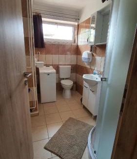 Vecses Apartment | Family Friendly Gyál