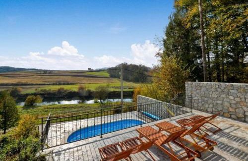 Karlovac House | Family friendly house with a swimming pool Karlovac - 22089