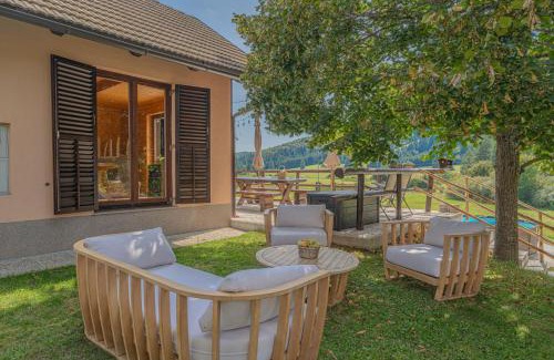 Velike Bloke Ski Chalet | Family Friendly Kraševec Lodge - Happy Rentals