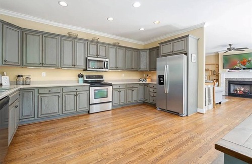Saxony Forest House | Family-Friendly Lake Keowee Retreat with Private Dock & Water Views - Sleeps 15