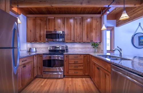 Keystone House | Family Friendly Mountain Condo with Slope Views