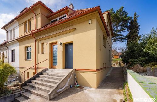 Motol Apartment | Family Friendly Spacious Two Floor B&B Prague