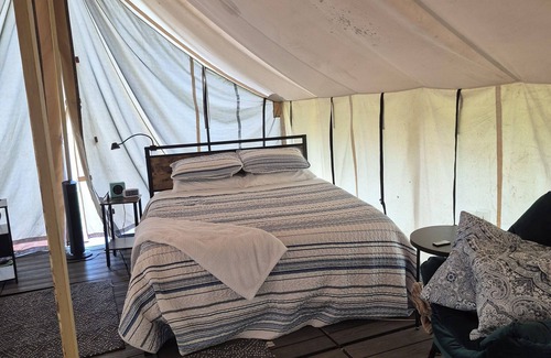 Douglas County RV Rental | Family Glamping Tent in Relaxing Campground in West Omaha