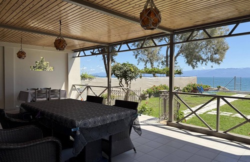 Agios Andreas Apartment | Family holiday directly at the beach - apartment with garden, wifi | Messenia, P