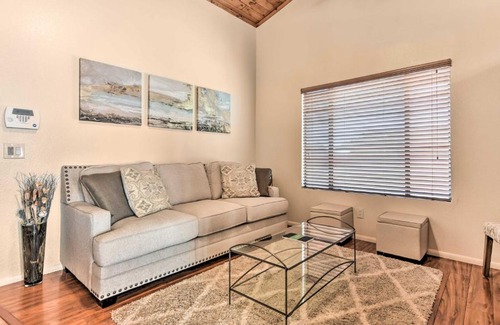 Coyote Corridor House | Family Home - Walk to Golf Course and Park