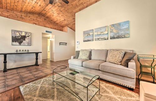 Coyote Corridor House | Family Home - Walk to Golf Course and Park