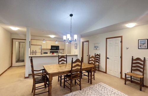 Bretton Woods Condo | Family Paradise Welcoming 3-bedroom condo with AC in charming White Mountains