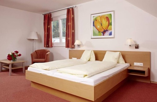 Doebriach House | Family room "Großglockner Superior" - Hotel zur Post 3*Superior - Yours