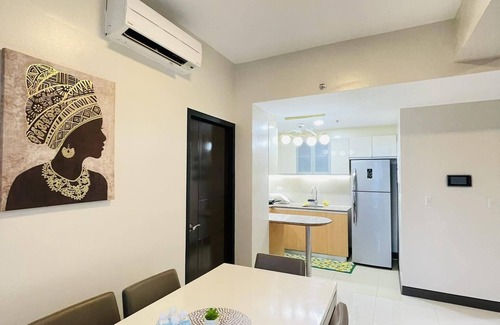 Lapu-Lapu Condo | Family Room Staycation In Mactan Newtown