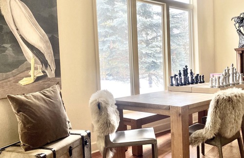 Silverthorne House | Family Ski Home, HOT TUB, private Fly Fish, Brek 25, Copper 20, Vail 30