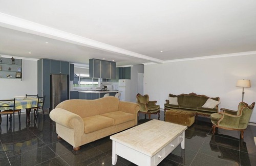 Umina Beach House | FAMILY TIDES @ UMINA BEACH