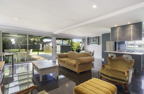 Umina Beach House | FAMILY TIDES @ UMINA BEACH