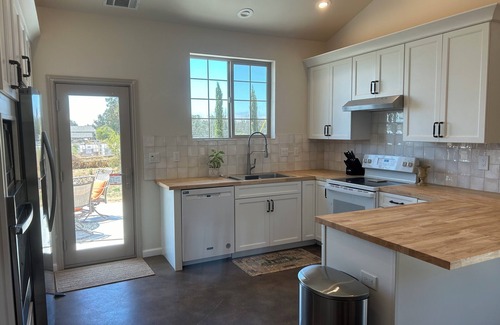 Nipomo Cottage | Fancy French Country cottage with large outdoor area & A/C in Sunny Nipomo