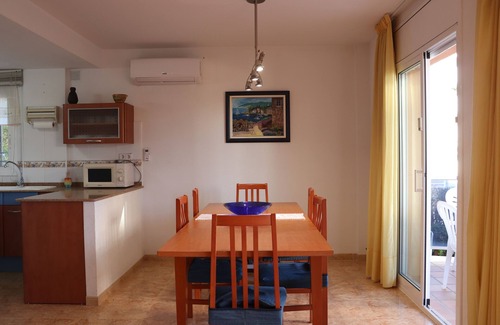 Calafell Apartment | Fantastic low corner with pool, WIFI and A/C