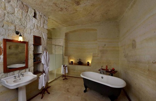 Urgup House | Fantasy Cave House with Garden