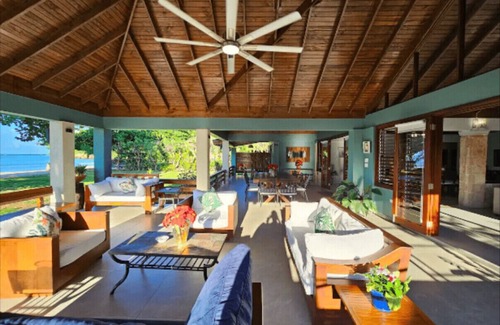 Ocho Rios Villa | Fantasy Villa, Bengal Bay Snorkeling and swimming steps from the villa