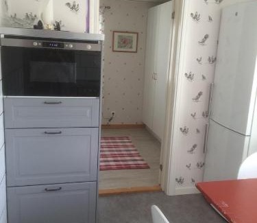 Kopingsvik House | Farbror Alfreds Stuga Sjöutsikt