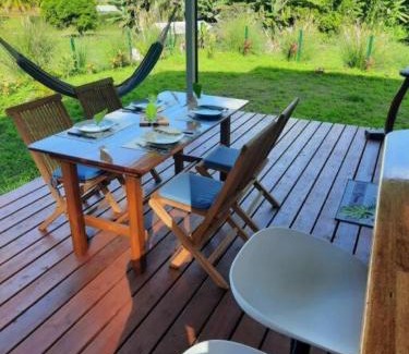 Teahupoo House | Fare JUANITA HOE