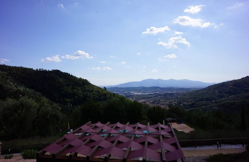 Pescia Villa | Farfalla di Toscana: privacy, pool, amazing views
