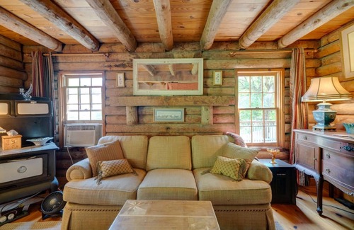 Springfield Cabin | Farm cabin retreat at Kelly’s Jubilee