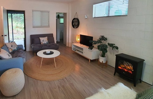 Palmwoods Cabin | Farm Stay book a Private Cabin - Relax Breathe Walk