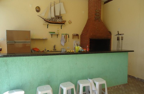 Porto Feliz House | Farm with pool, barbecue, field football, snooker, t. m., p/30 people.
