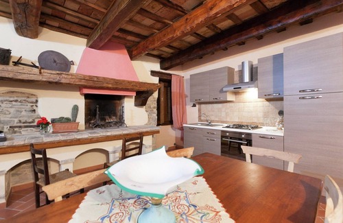 Mercatello sul Metauro Other | Farmhouse in Marche with Pool and Views