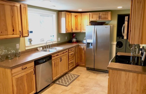 Rolla Other | Farmhouse at Lake View Farm near Fugitive Beach