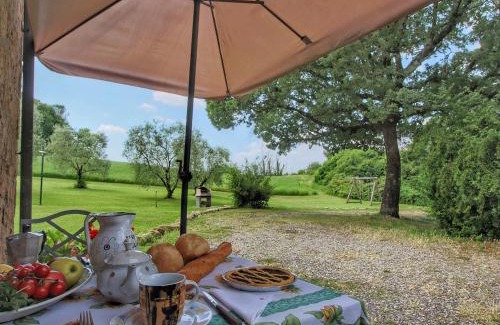 Proceno House | Farmhouse in Proceno with Pool and Hill Views