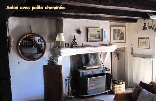 Pelleautier House | Farmhouse in the meadow/Hautes - Alpes/September