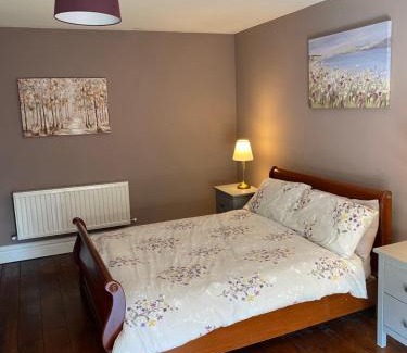 Moate House | Farnagh House - En Suite Bedrooms