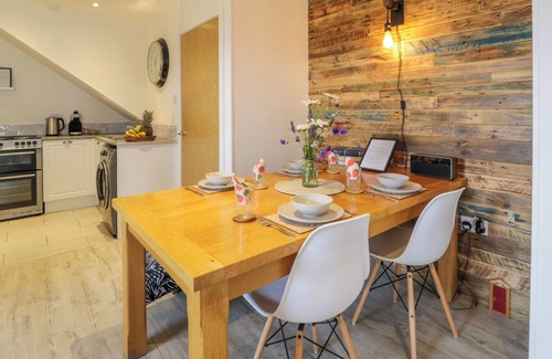 Perth Cottage | FASGADH, pet friendly, country holiday cottage in Errol