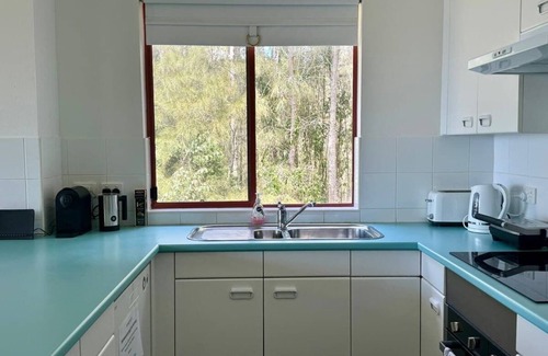 Mollymook Beach Apartment | Fathoms 5 Summary: Fa