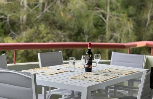 Mollymook Beach Apartment | Fathoms 5 Summary: Fa