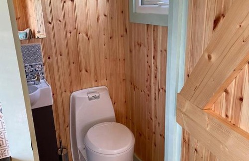 Saint John's Town of Dalry Ski Chalet | Fauld O Wheat Shepherds Hut , Loch Ken ,Off Grid