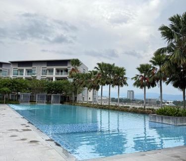 Downtown Kota Kinabalu Apartment | Fayyadh Loft IMAGO