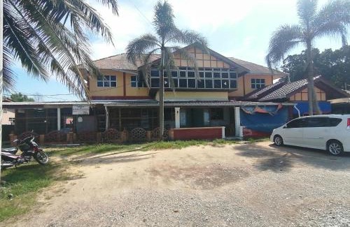 Kampung Sura Masjid Hotel | FBS Inn Dungun