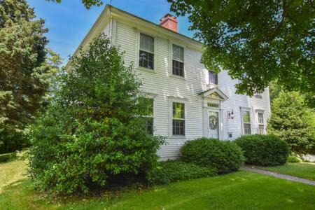 Cummaquid House | Featured in Cape Cod Life Magazine