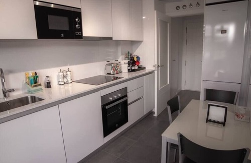 Bolueta Apartment | Fee4Me Bilbao, Style and Comfort