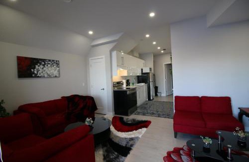 Chestermere House | Feel at home in Chestermere
