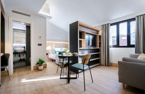 Guindalera Apartment | Feelathome Ventas Suites