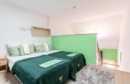 Kondoros Hotel | Fehérliliom Vendégszálló