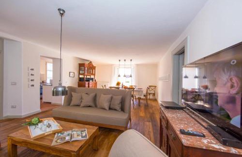 Colonno House | Felice sul Lago