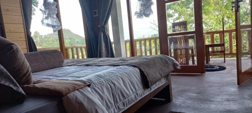 Ambagollapathana Hotel | Felicity Inn