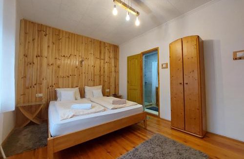 Szilvasvarad House | Fenyőfa vendégház