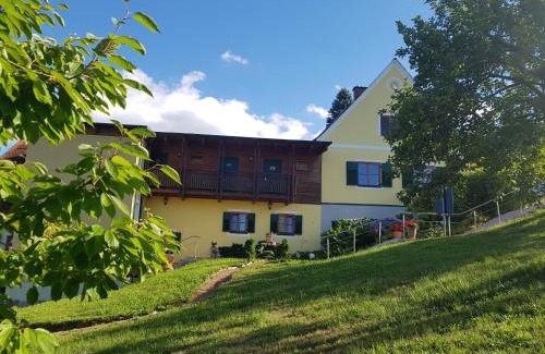 Fehring Hotel | FerienAppartments Landhaus FühlDichWohl