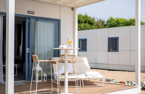 Duna Verde Apartment | Feriendorf San Francesco Deluxe Lodge Sea View Suite für 2 Personen